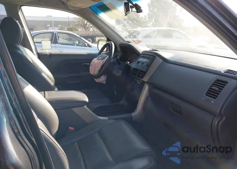 2006 Honda Pilot Ex-L z USA, uszkodzony, nr VIN 2HKYF18516H558281